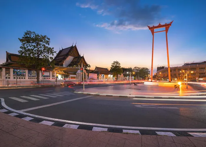 Go The Giant Swing -โกอินน์ เสาชิงช้า Бангкок